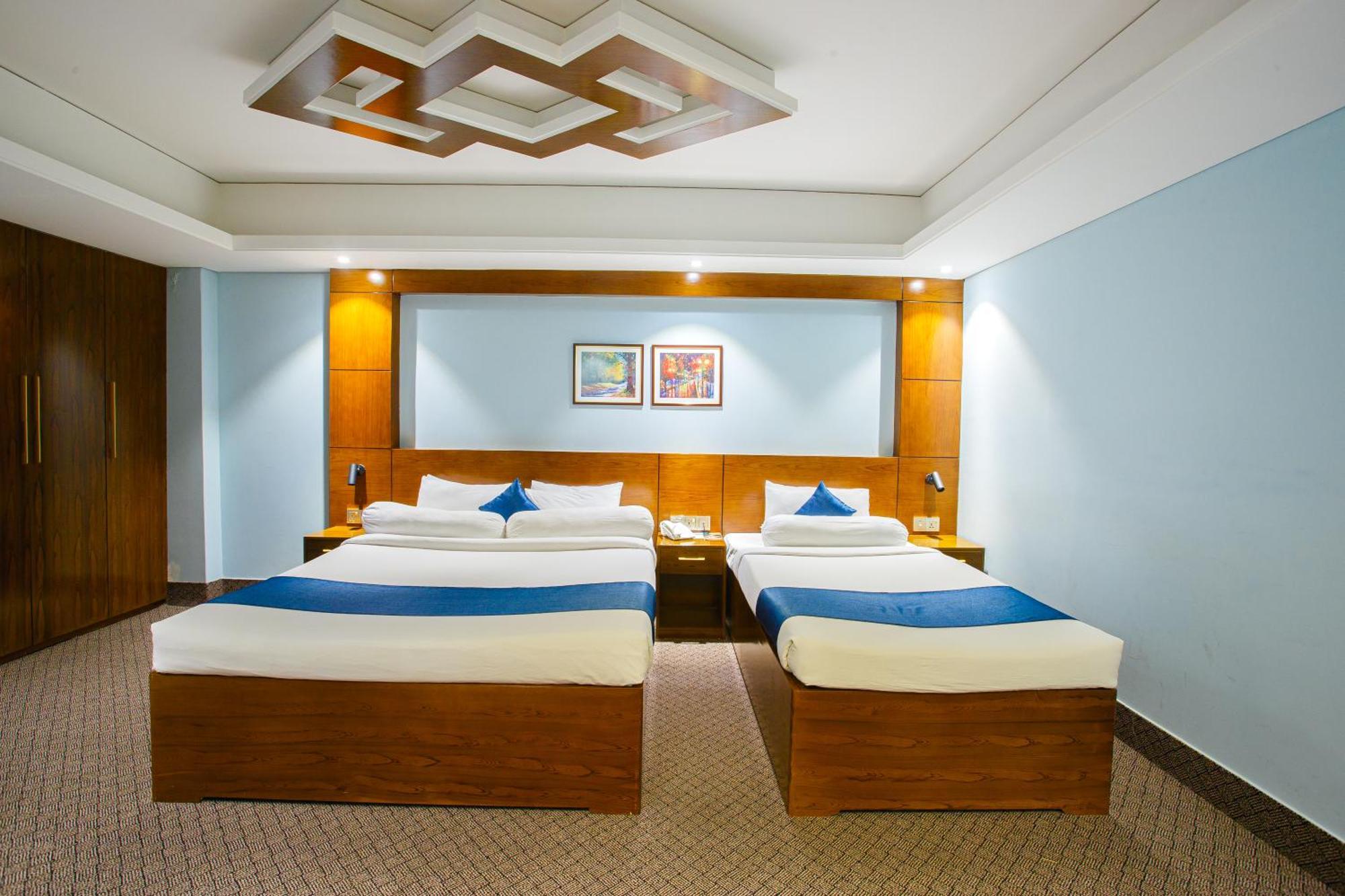 Hotel The Capital Ltd. Dhaka Esterno foto