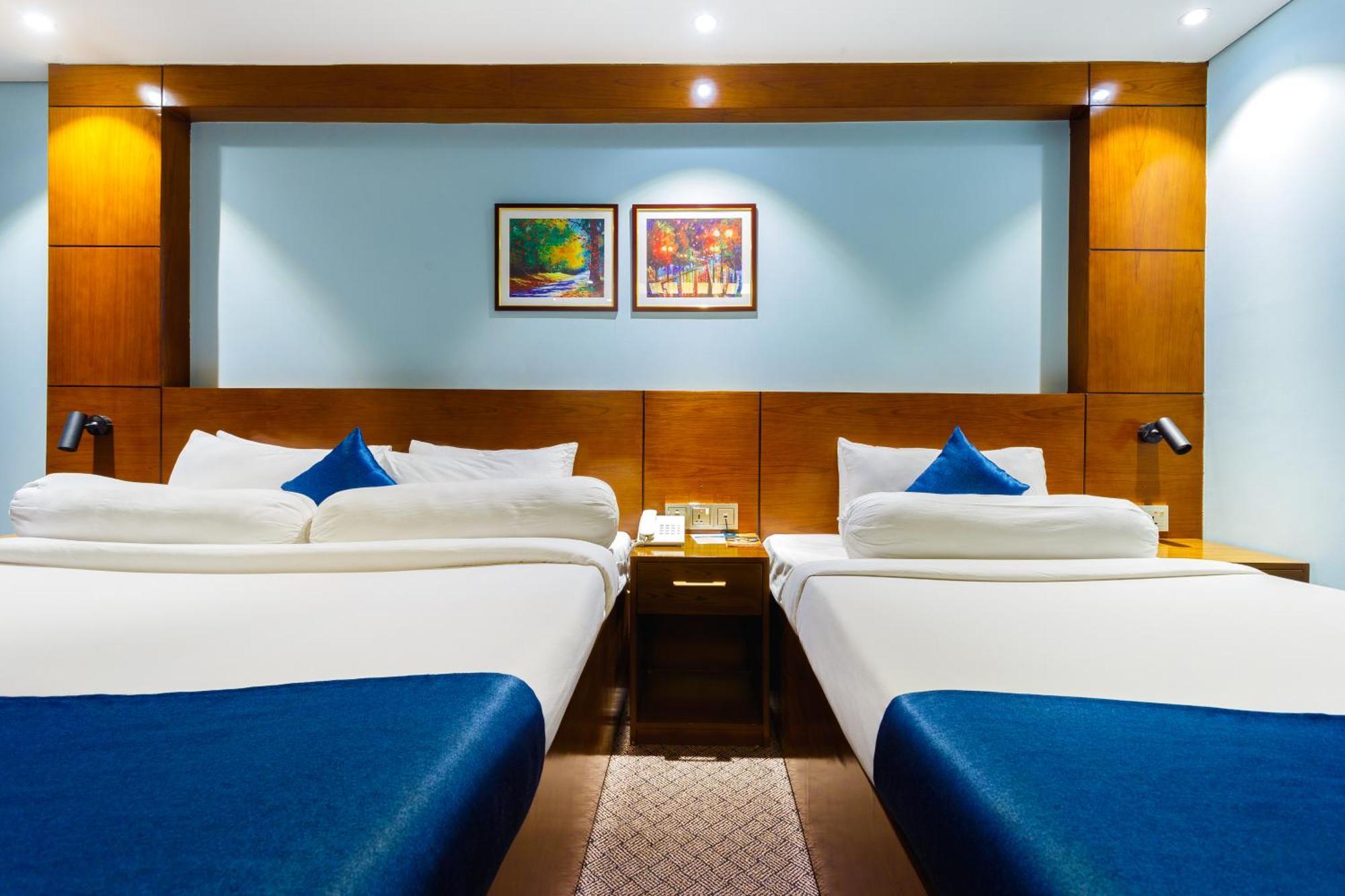 Hotel The Capital Ltd. Dhaka Esterno foto
